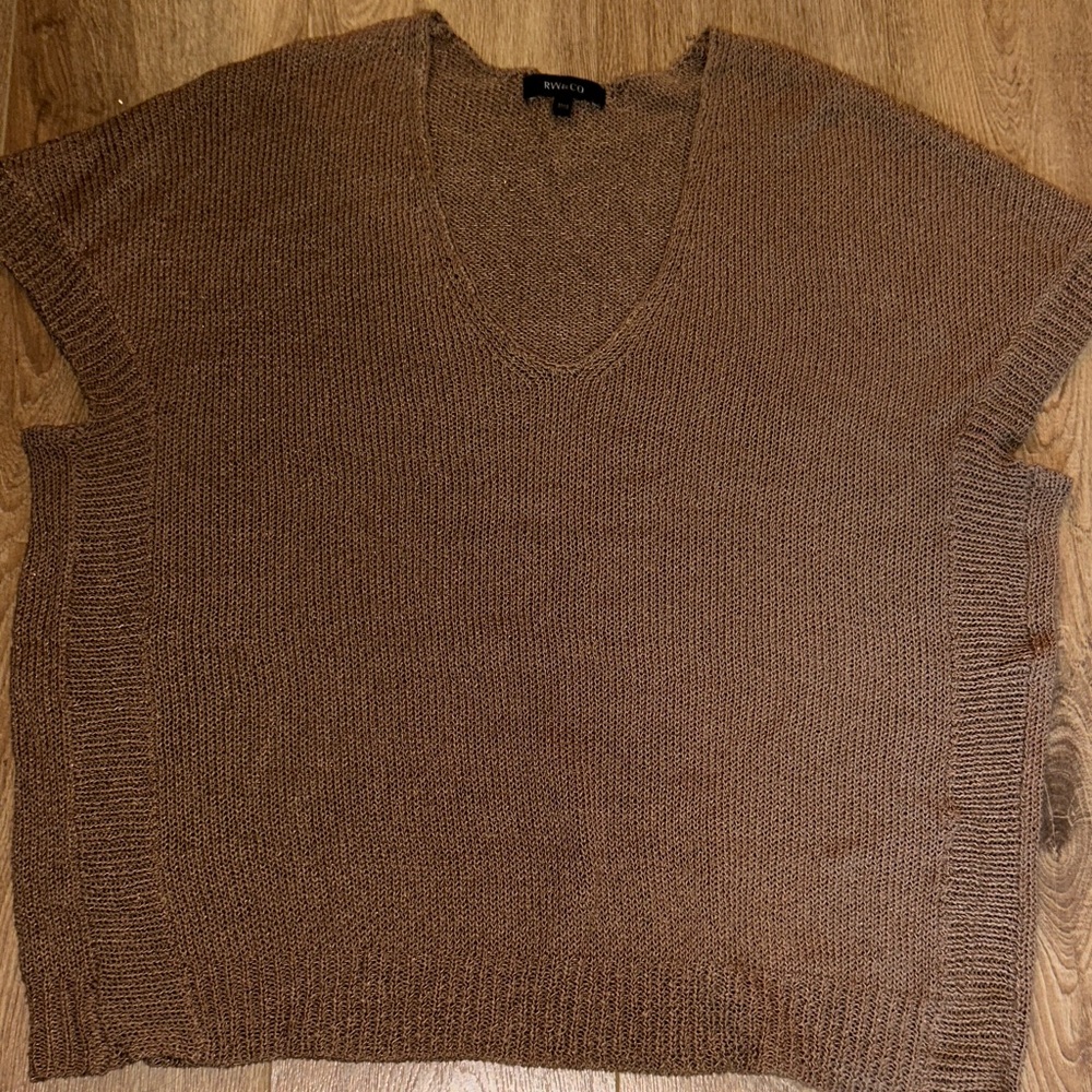 RW&CO. Coffee brown Knit V-Neck Sweater